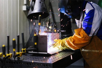 如何避免數控精雕機出現撞機現象